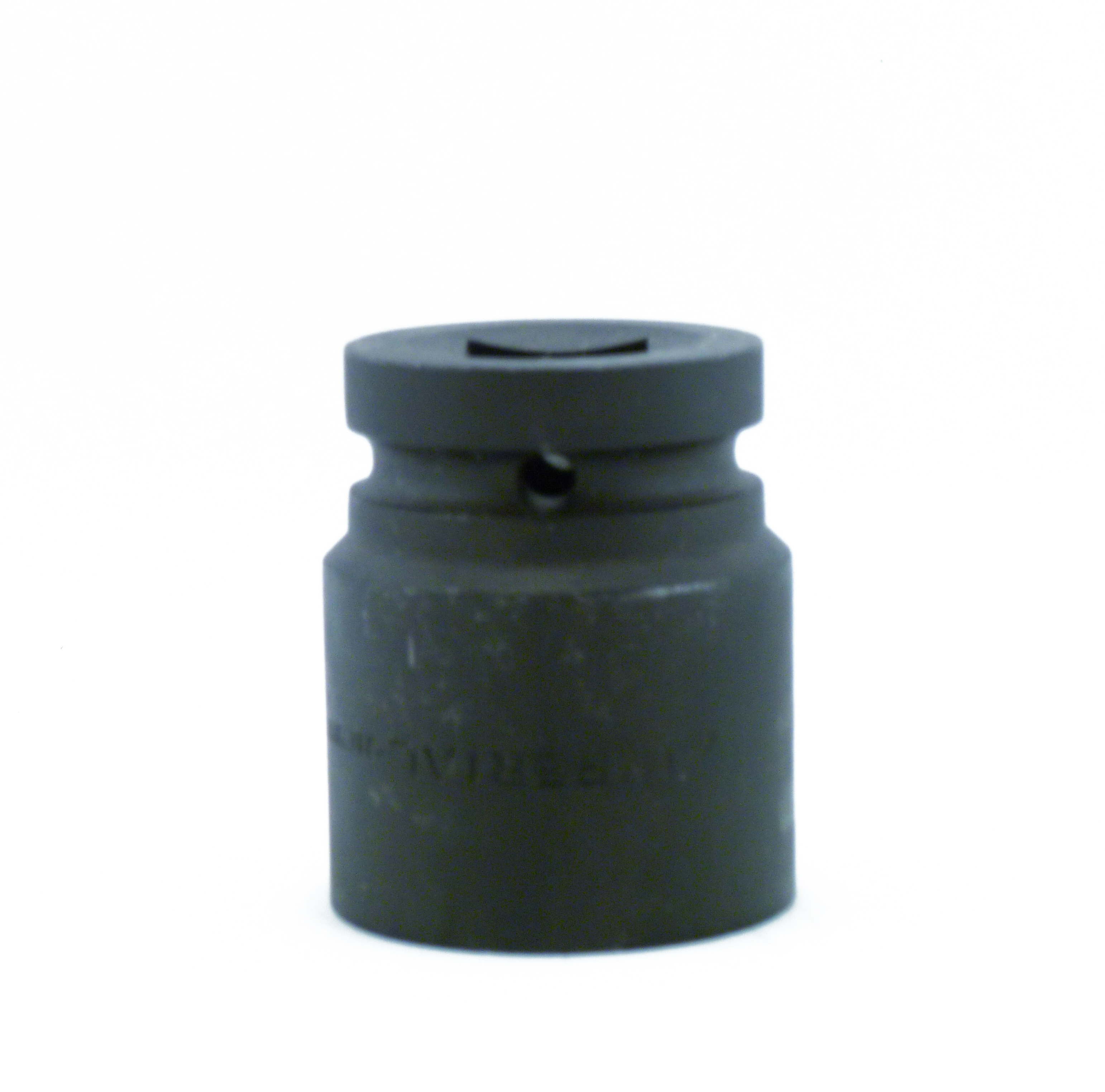 1-1/2" x 1-3/8", 6-point impact-socket, standard , black finish